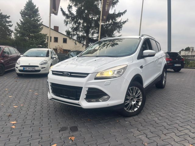 Ford Kuga Titanium Navi. Xenon. RFK. Allrad. 1 Hand.