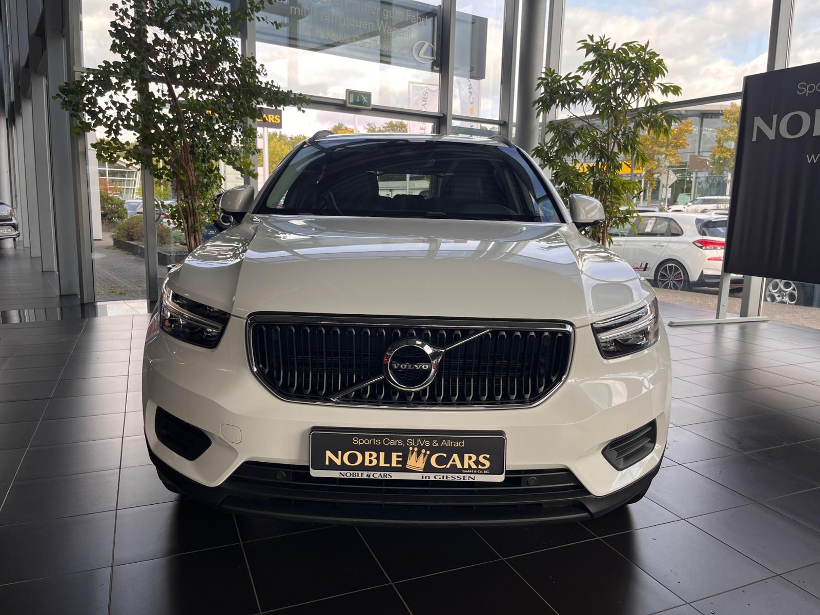 Volvo XC40 AWD AHK LED NAVI ALU