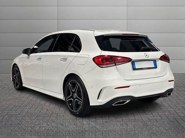 Mercedes-Benz Mercedes-benz A 180d Premium AMG Night Edition L imagem 3