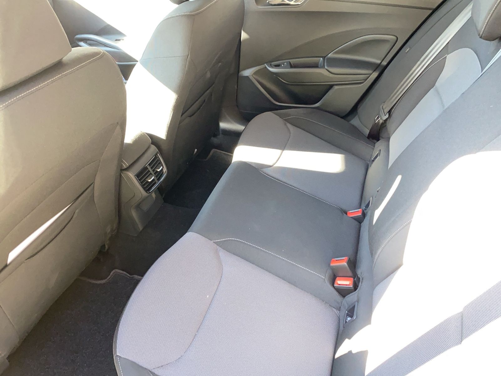 Fabia 1.0 TSI Drive, ACC, Winter+, LED. Climatro