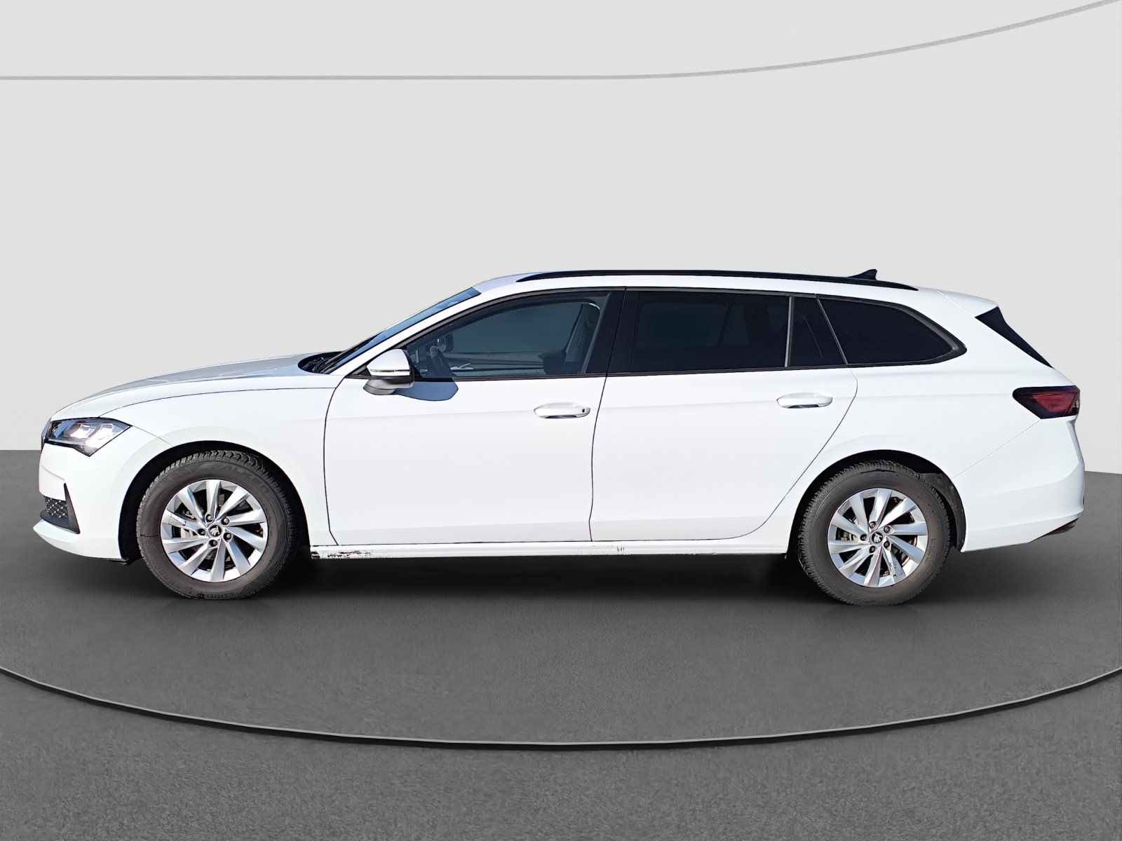 Skoda Superb - Bild 7