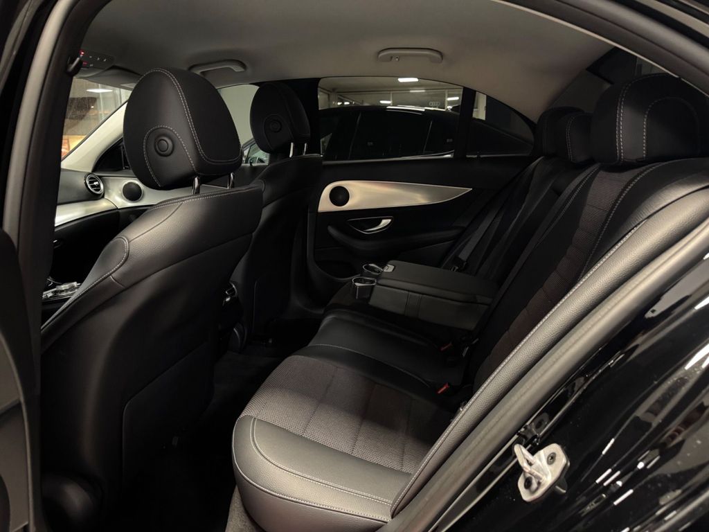 MERCEDES-BENZ E 300 e Avantgarde/2.HAND/LED/CAM/NAVI/SHZ/TOP! MERCEDES-BENZ E 300 e Avantgarde/2.HAND/LED/CAM/NAVI/SHZ/TOP!