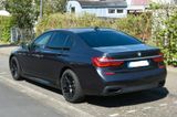 BMW 750i - M-Paket 360° Laser Massage Shell V-Power - BMW 7er Reihe: M Paket