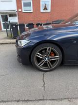 BMW 320d Touring M Sportpaket M Paket - BMW 320 mit Diesel-Antrieb: Kombi, Sportpaket