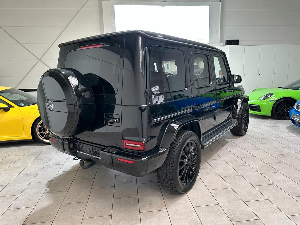 Mercedes-Benz G 400