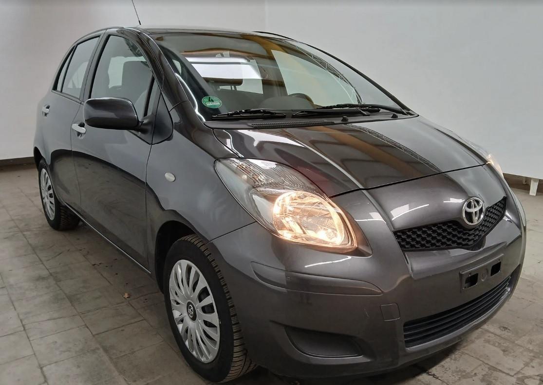 Toyota Yaris Klima El.Fenster Bluetooth 1-Hand Euro-5 S