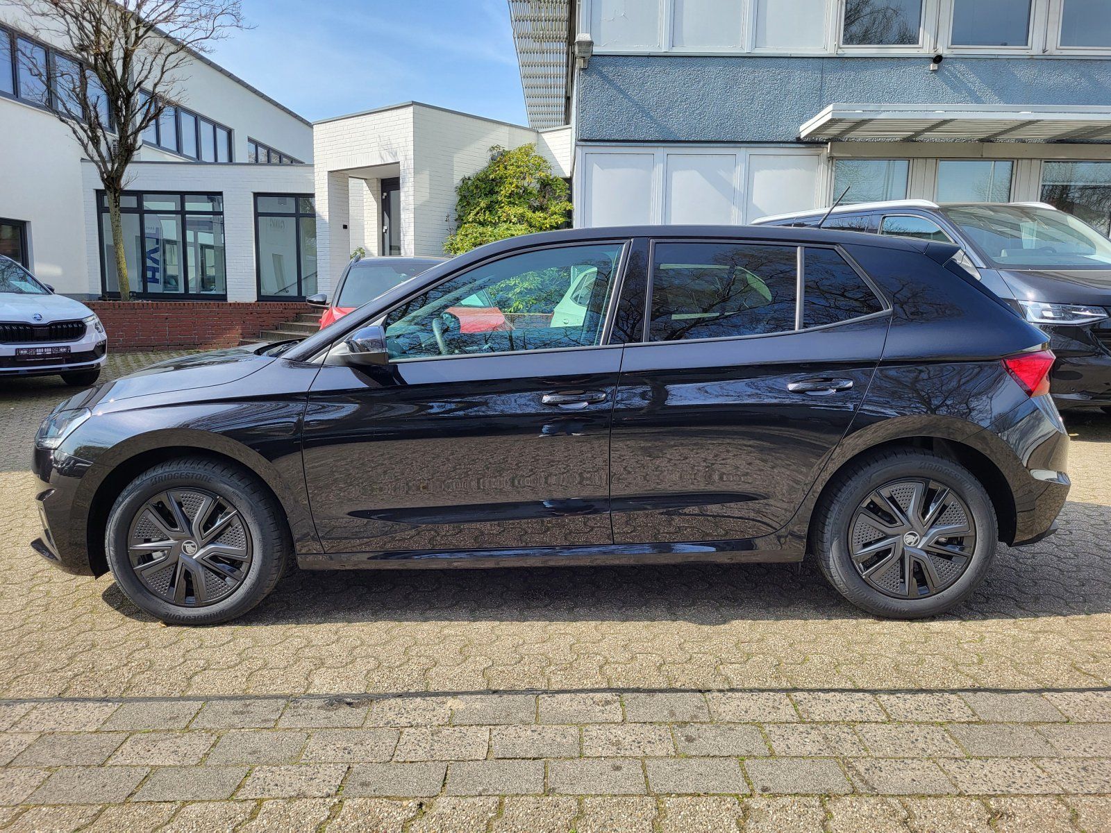 Skoda Fabia 1.5 TSI 110KW DSG Dynamic ACC|TOTWINKEL|AP imagem 3