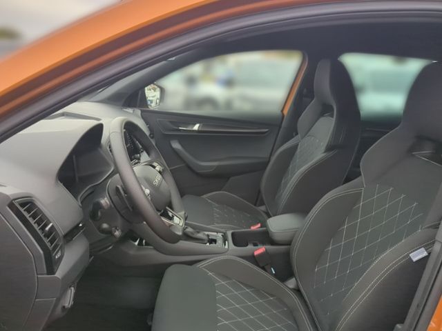 Fahrzeugabbildung SKODA Karoq 1.5 TSI DSG Sportline NAV AHK ELEKTR HECKK