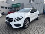 Mercedes-Benz GLA 200 AMG Line*Night*Kamera*Off-Road*LED*AHK - Mercedes-Benz GLA 200 Gebrauchtwagen in Mülheim (Ruhr)