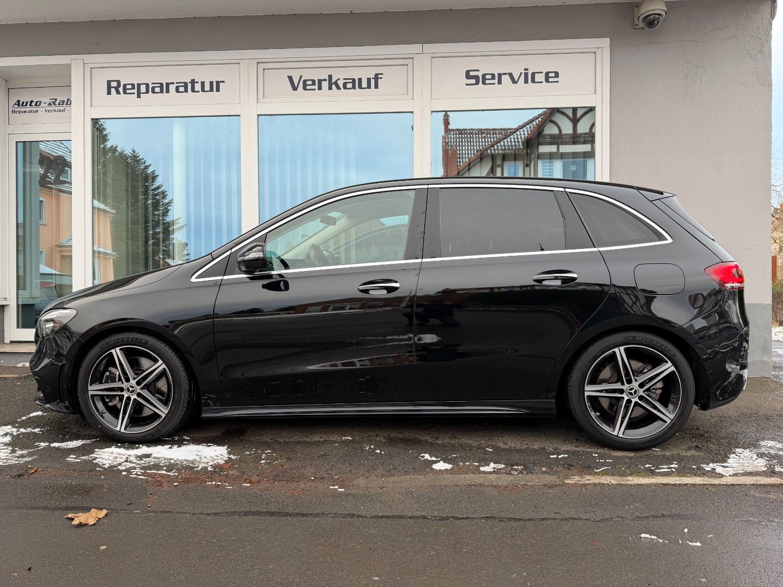 MERCEDES-BENZ B 250 AMG +AHK+BEAM+Sound+Distro+HUD+360°+++++++