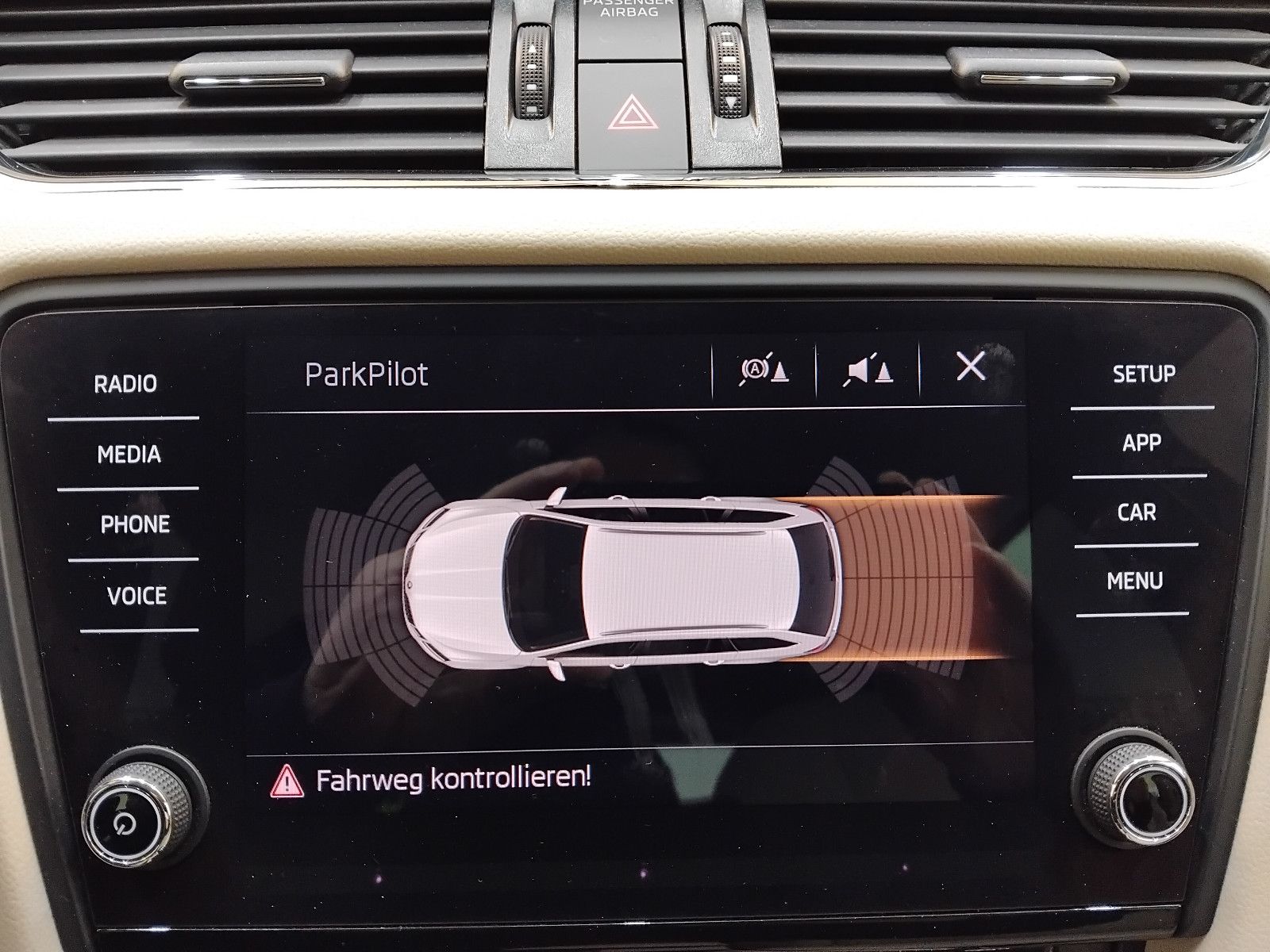 Skoda Octavia (02/2018, Benzin)
