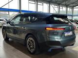 BMW iX 50 xDrive Pano. Harman/Kardon LED HUD AHK  - BMW Elektroautos