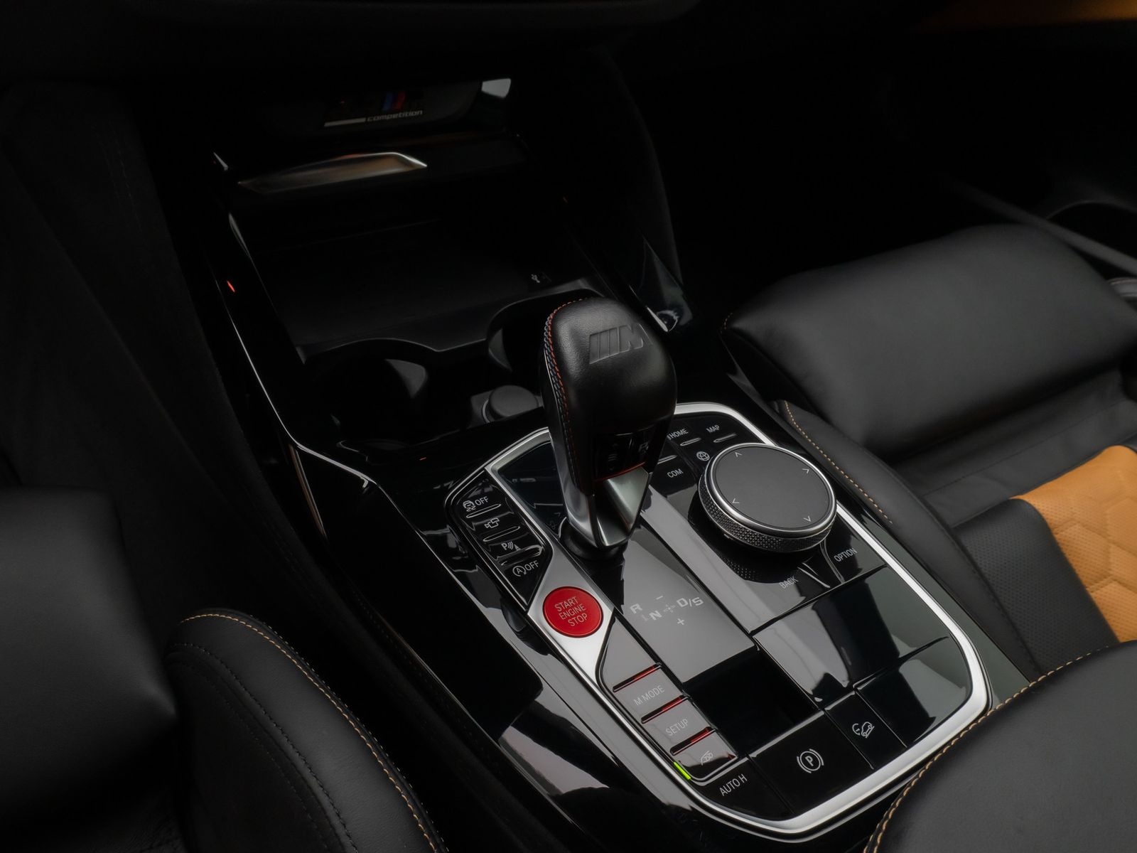 Fahrzeugabbildung BMW X4 M COMPETITION Bel&uuml;ftung H/K 360&deg;HUD 21Zoll