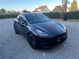 Tesla Model Y Long Range Dual Motor AWD Long Range - Tesla Model Y: Von Privat