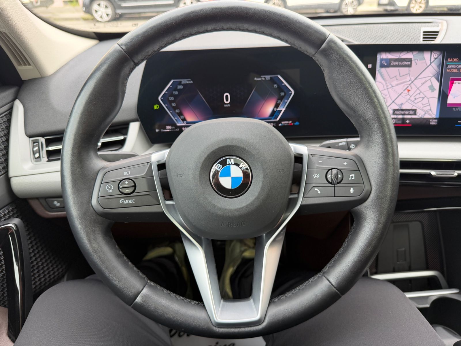 Fahrzeugabbildung BMW X1 23 d xDrive PANO TOTWINKEL KAMERA LEDER LED