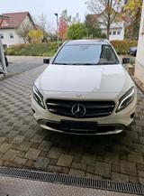 Mercedes-Benz GLA 220 CDI 4 Matic - mit Diesel-Antrieb: Mercedes Gl