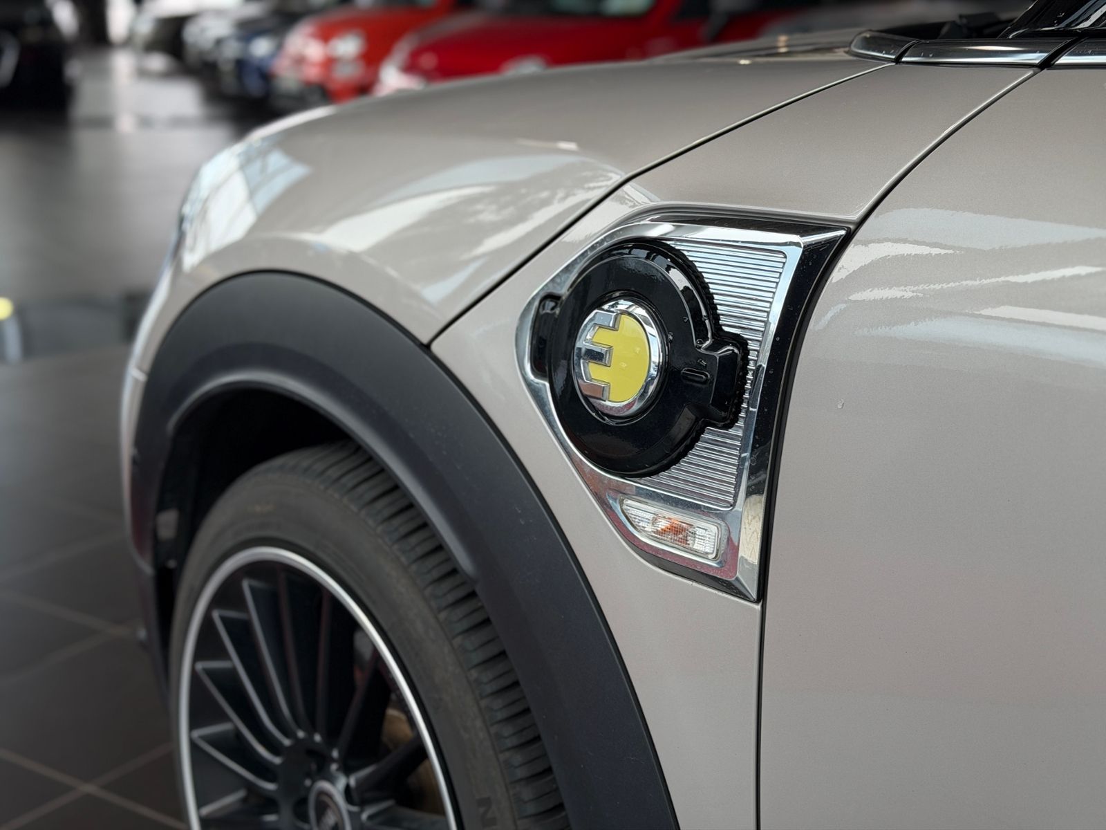 Fahrzeugabbildung MINI Countryman Cooper SE PHEV Classic Trim All4 PANO