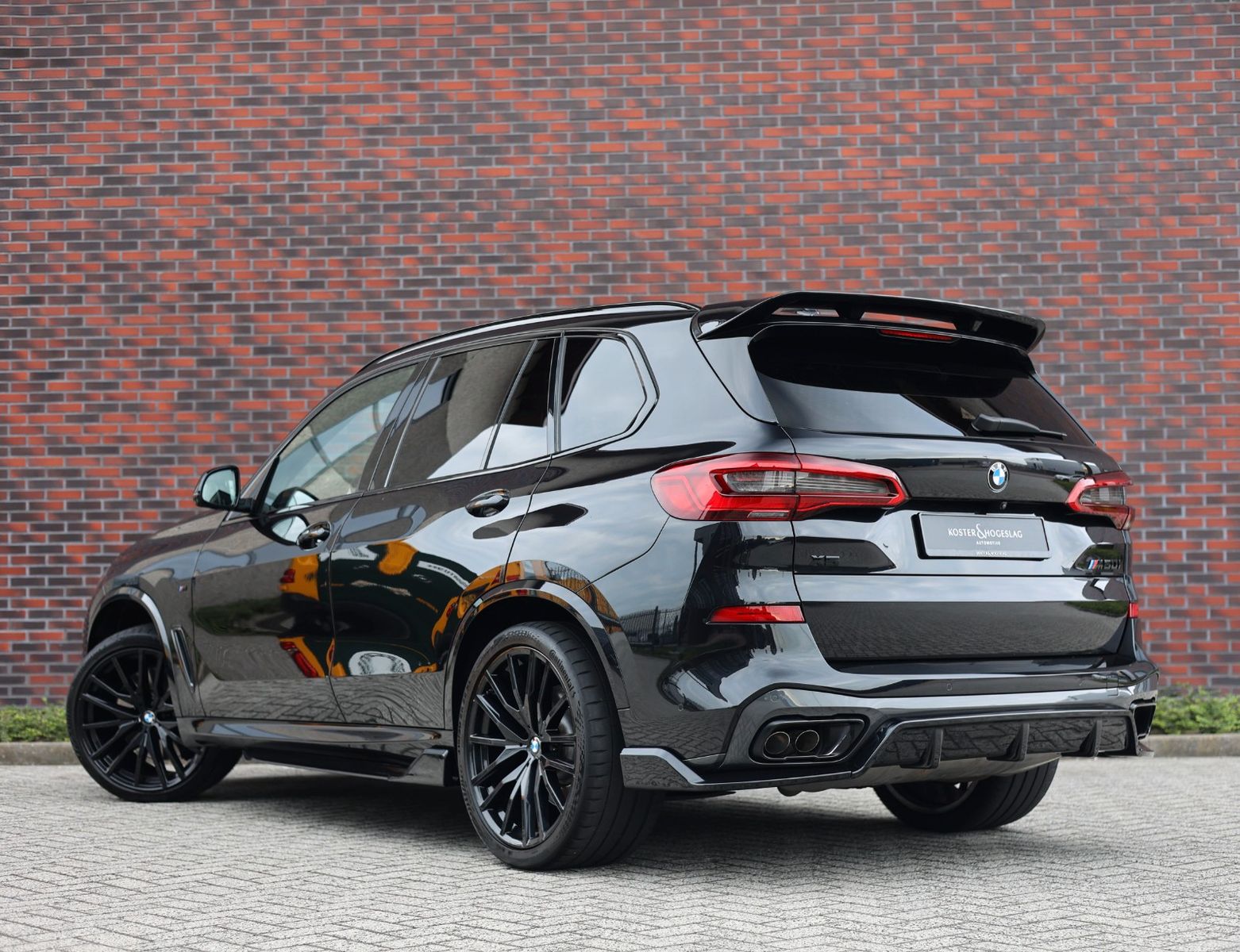 BMW X5 M50i imagem 2