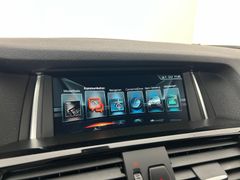 BMW X3 20i/ 4x4 / NUR 36.tKM / GARANTIE / 1.HD /AHK BMW X3 20i/ 4x4 / NUR 36.tKM / GARANTIE / 1.HD /AHK