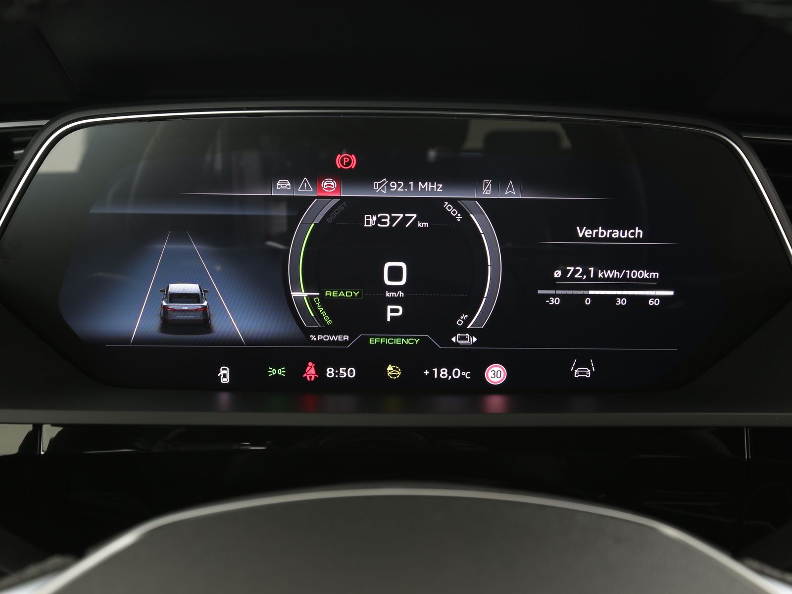 Audi Q8 e-tron - Bild 13