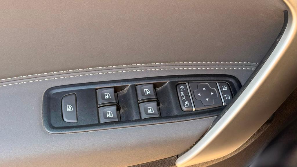 Mercedes-Benz T 180 PROGRESSIVE STANDARD LED NAVI BENZIN KLIMA