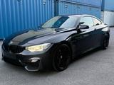 BMW M4 Coupé *CARBON*NAVI*TITAN-ESD*ABSOULT-VOLL* - BMW M4 in Duisburg