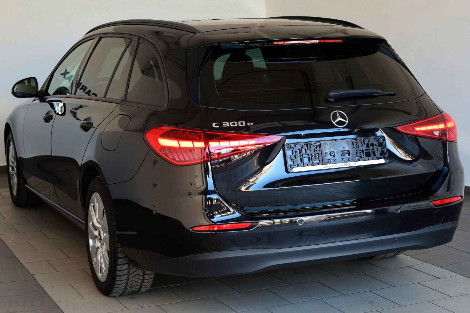 Fahrzeugabbildung Mercedes-Benz C 300e T Leder,Navi,LED,SH,PDC,Kamera,Park Paket