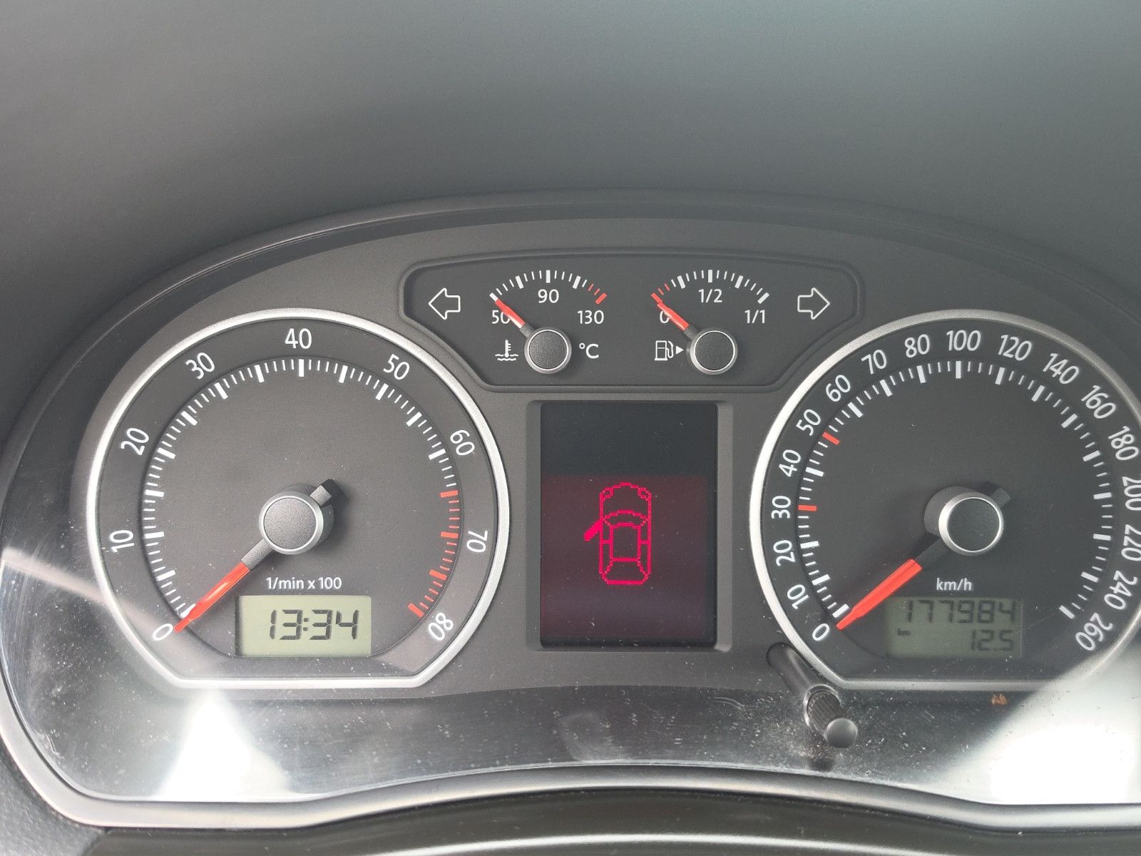 Fahrzeugabbildung Volkswagen Polo IV GTI TÜV SERVICE NEU