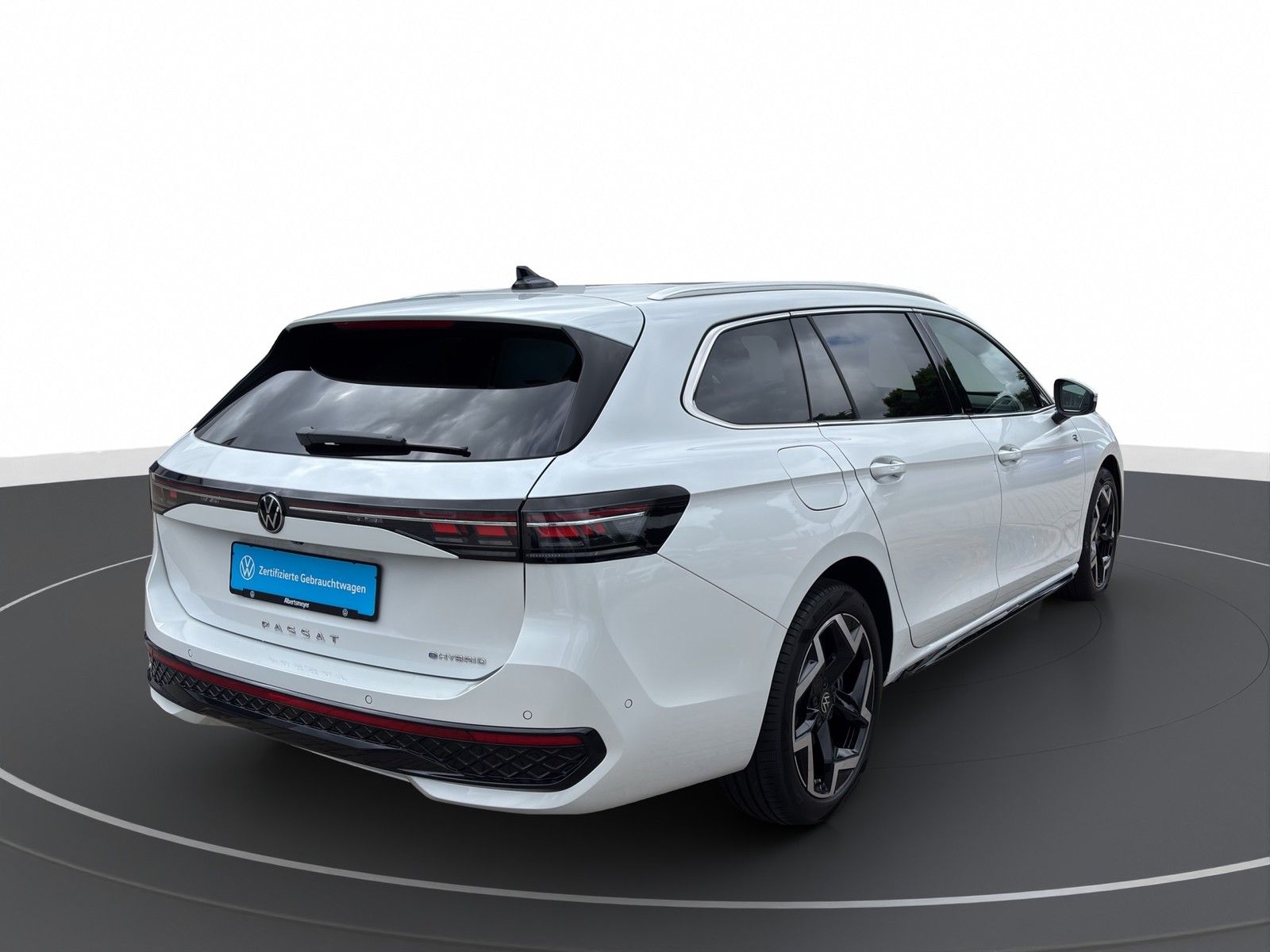 Volkswagen Passat Variant 1.5 eHybrid R-Line AHK MATRIX LM foto 4