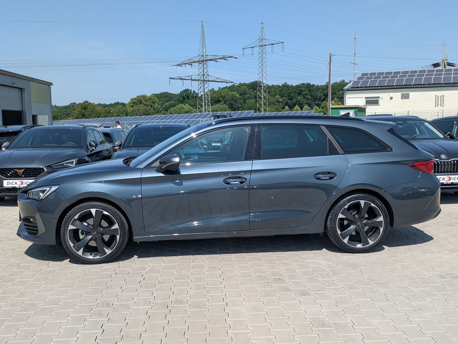 Fahrzeugabbildung CUPRA Leon 1.5 eTSI DSG MATRIX-LED*ACC*APP*KAMERA*18"