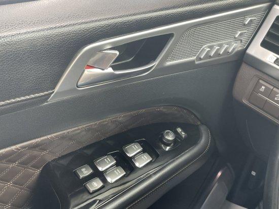Ssangyong Rexton 2.2 E-XDI 4WD 8AT Sapphire 5S EL AHK ACC