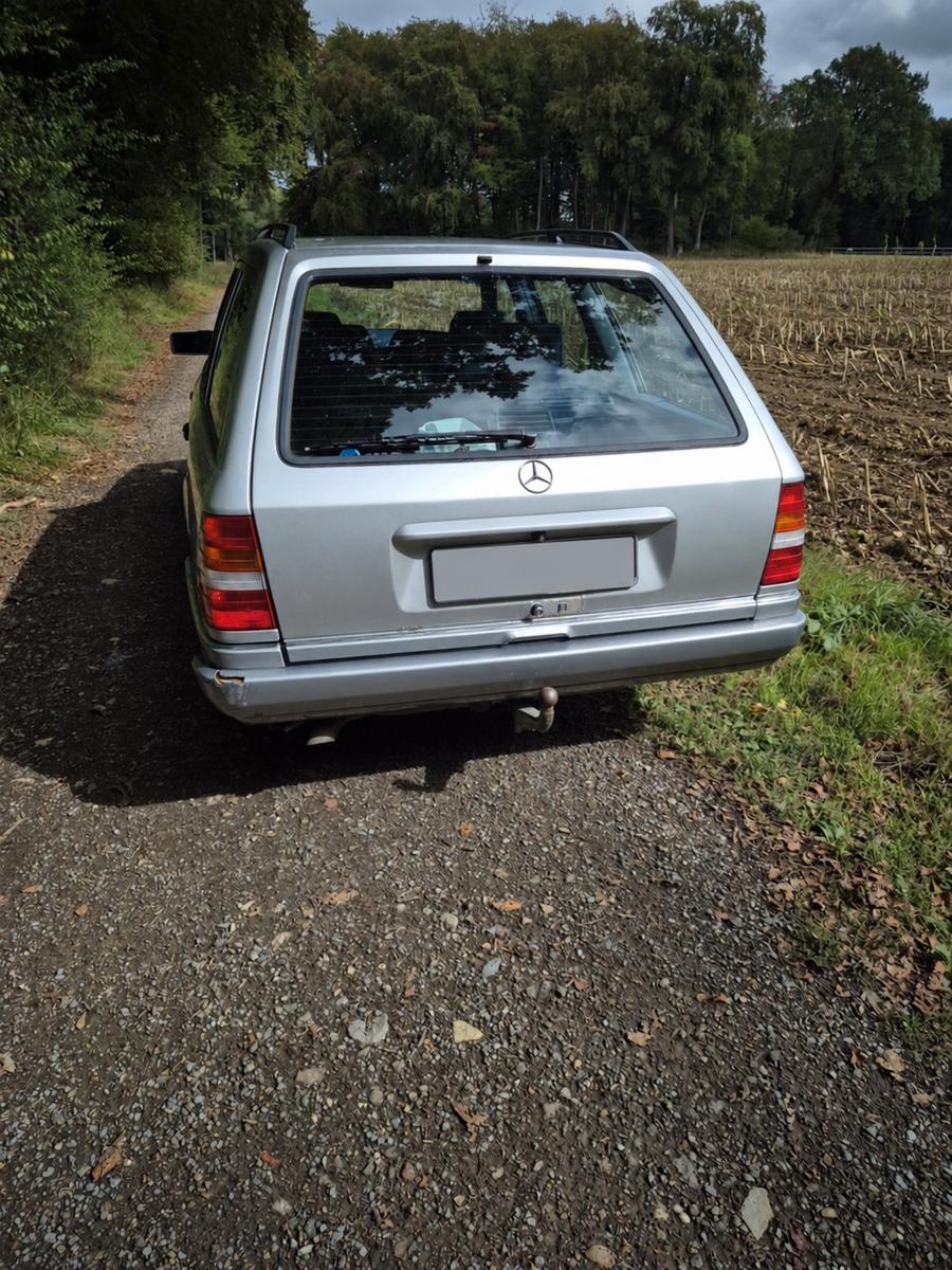 Mercedes-Benz E 220 W124 S124 Automatik LPG