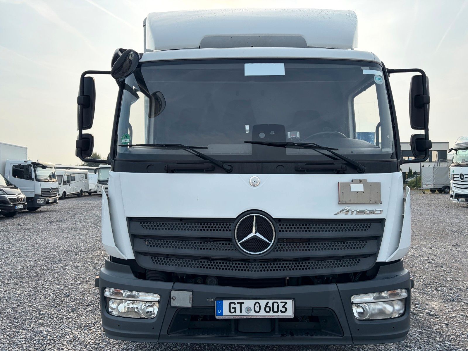 Fahrzeugabbildung Mercedes-Benz Atego 818 Koffer 7200 mm LBW Autom. Klima