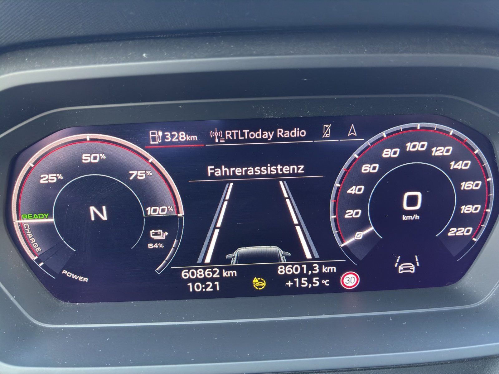 Fahrzeugabbildung Audi Q4 e-tron 40 e-tron Kamera,LED,Matrix,Navi,PDC