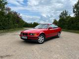 BMW 316i Coupe H Kennzeichen Hellrot - BMW 316 aus 1993: 316i