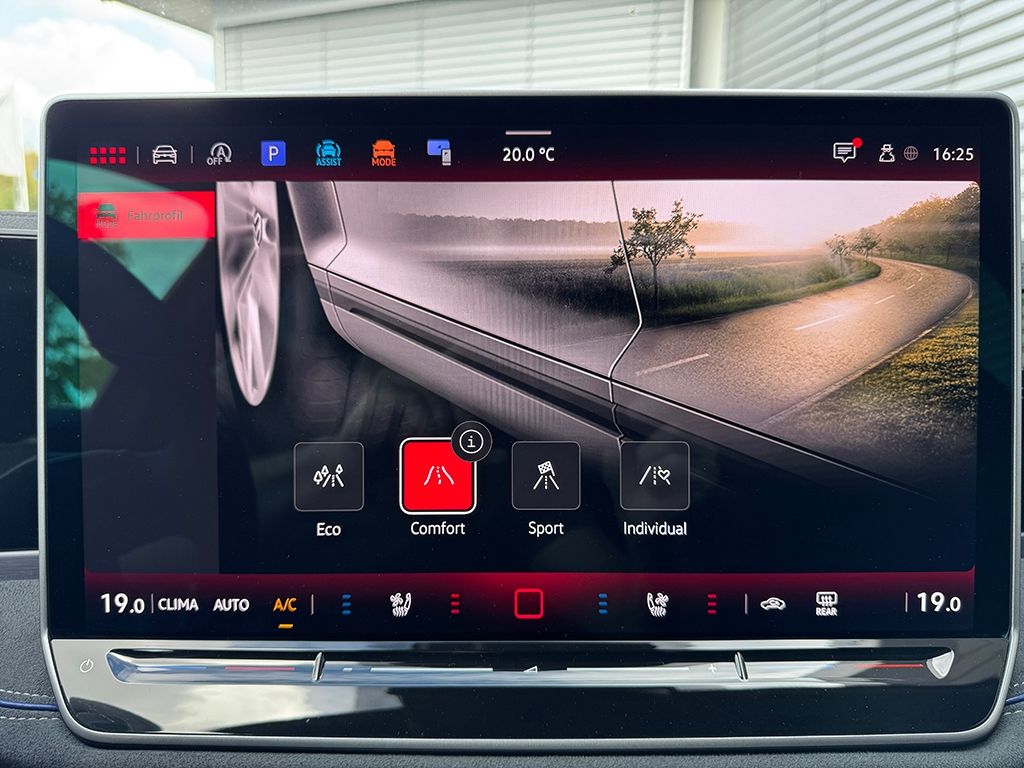 Passat Variant 2.0 TDI R-LINE SIGNATURE *AHK*