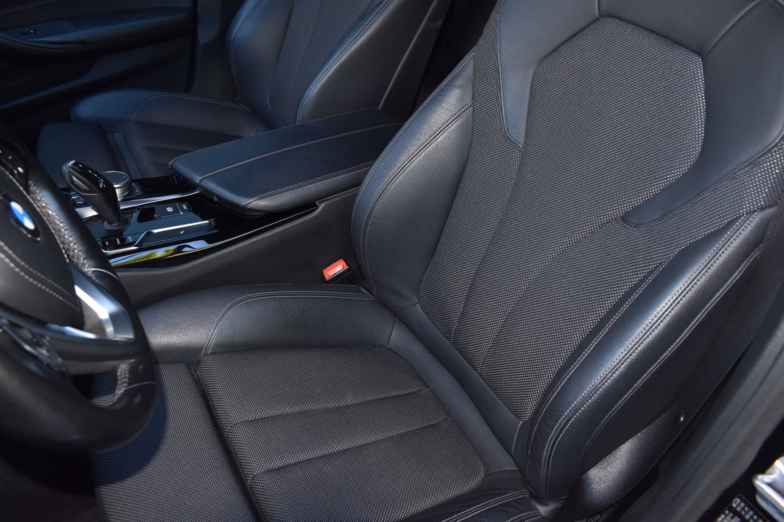 BMW 520i Touring Head-Up HiFi LED WLAN RFK Shz PDC