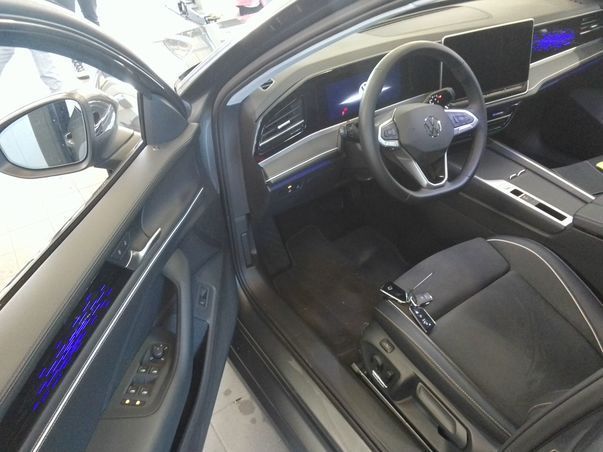 Volkswagen Passat Variant - Bild 6