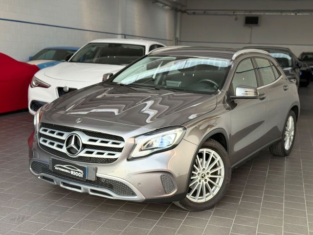 Mercedes-Benz Mercedes-benz GLA 180 Sport 122CV