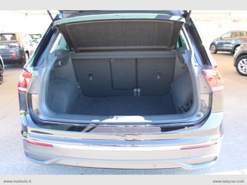 Volkswagen Tiguan - 4