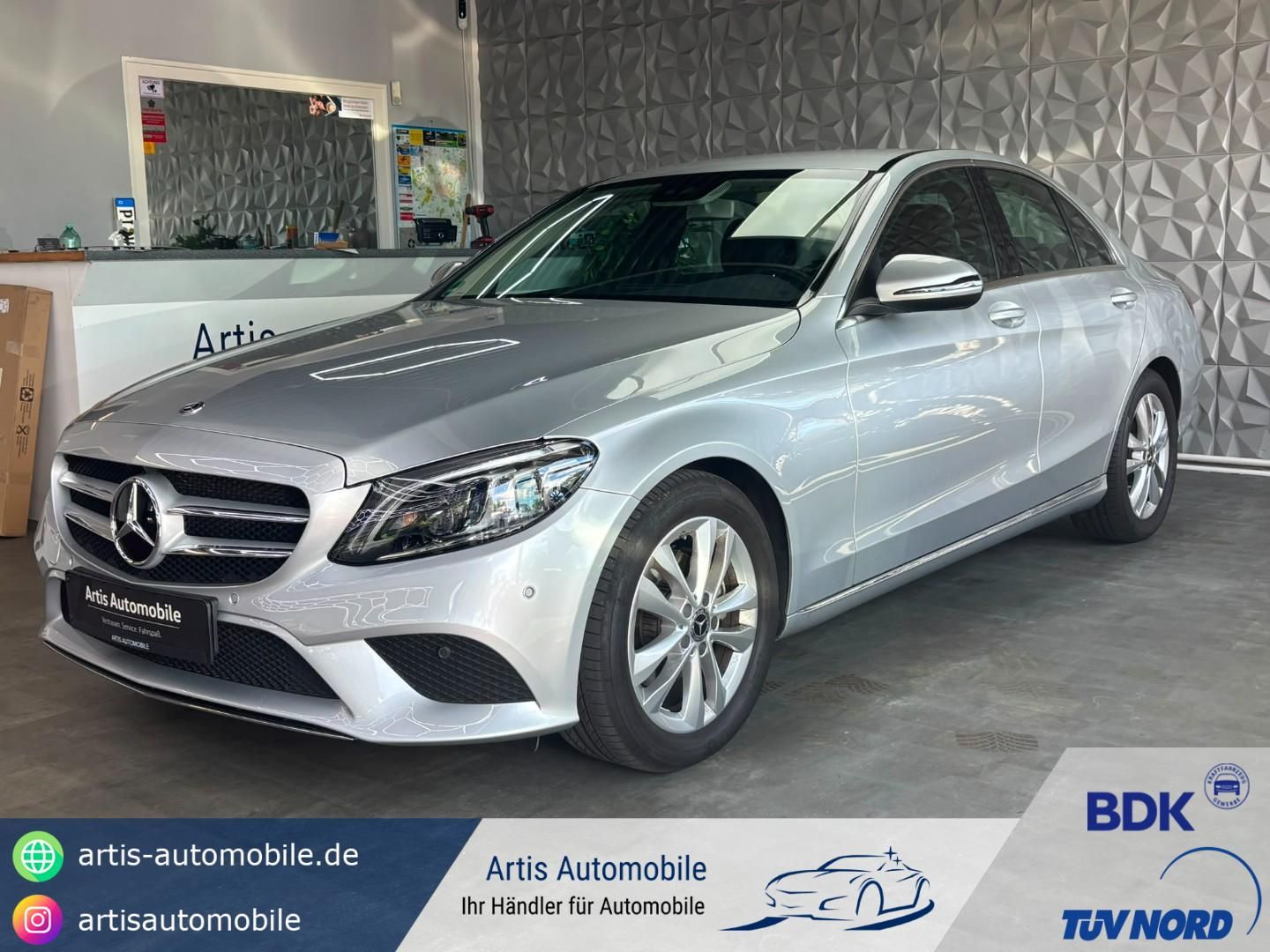 Mercedes-Benz C 200 CARPLAY-NAVI*KAMERA*TEMPOMAT*MULTIBEAM*