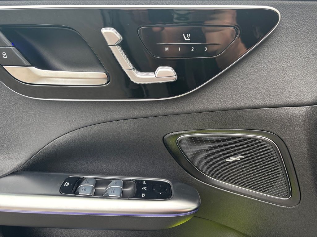 Fahrzeugabbildung Mercedes-Benz C 180 T-Modell AMG NIGHT AHK SOUND DISTR Memory