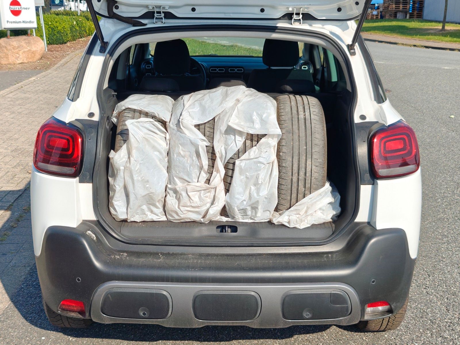 Fahrzeugabbildung Citroën C3 Aircross Feel - PDC, Spurassistent -