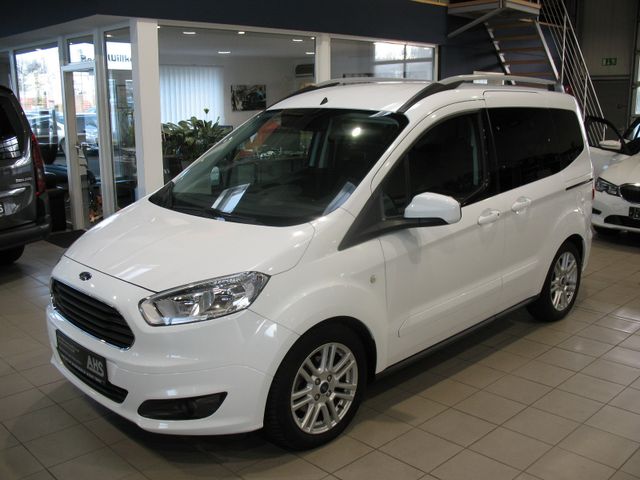 Ford Tourneo Courier 1.0 EcoBoost S&S Titanium