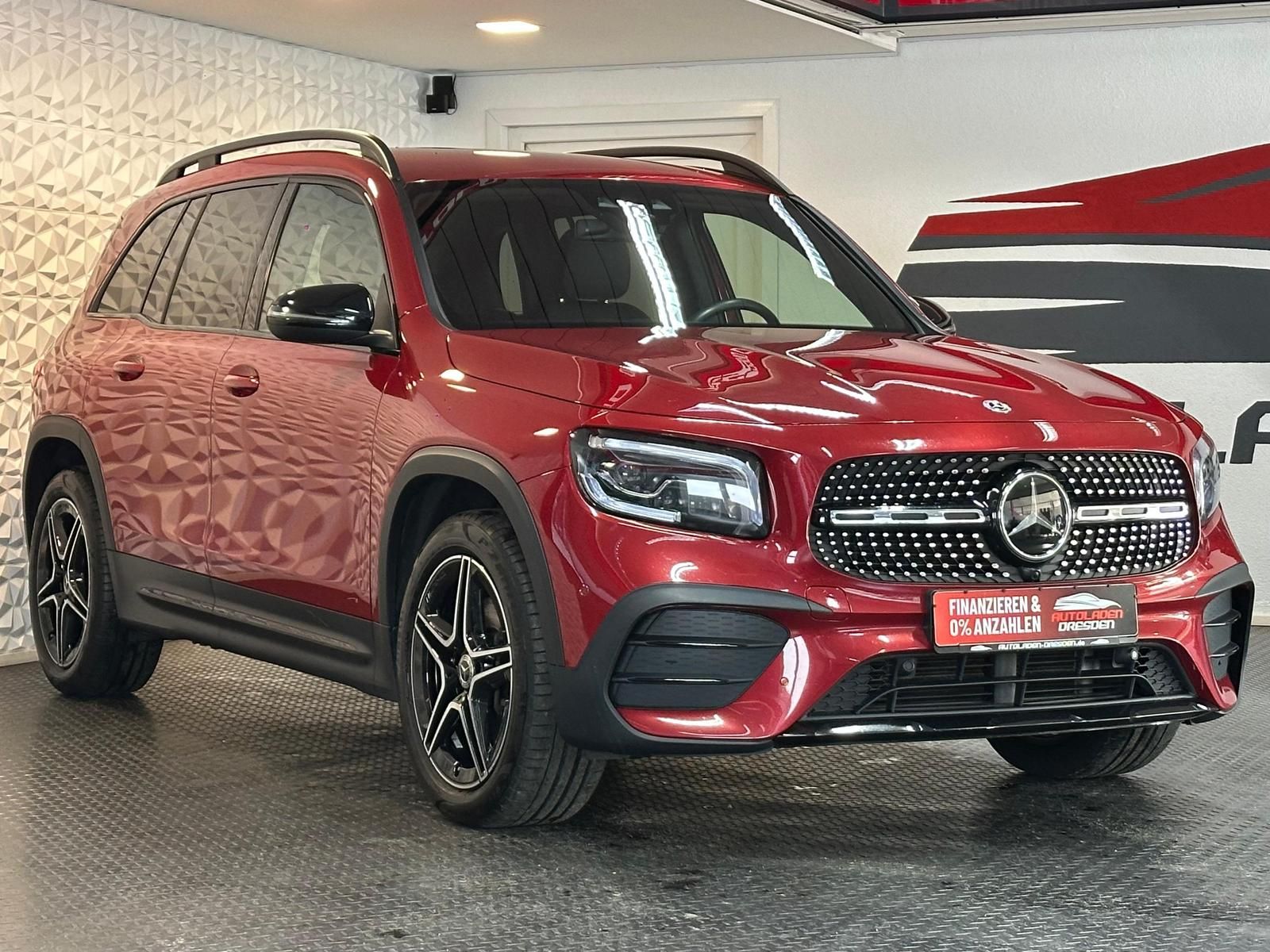 MERCEDES-BENZ GLB 220d AMG NIGHT PAKET 4M ACC#SHZ#SH#CAM#LED - Image 2