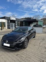 Volkswagen Arteon 2.0 TSI OPF DSG R-Line R-Line - VW Arteon Gebrauchtwagen in Stuttgart