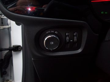 Bild 13 Opel Corsa F 1.2 Edition Klima Bluetooth Parksensoren