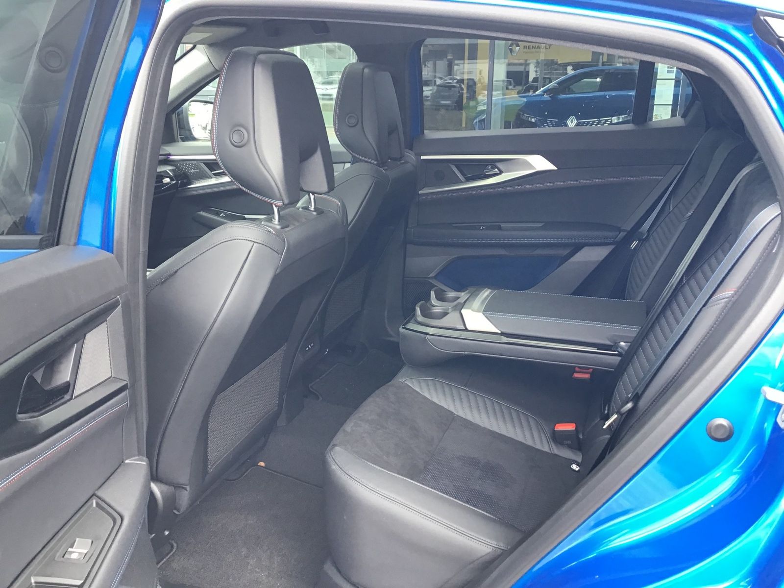Fahrzeugabbildung Renault Rafale E-TECH FULL HYBRID 200 ESPRIT ALPINE