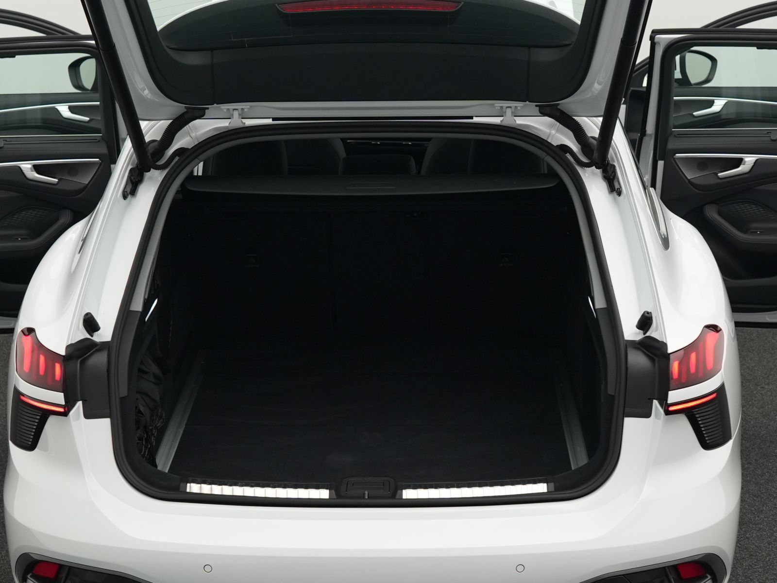 Audi A6 - Bild 18