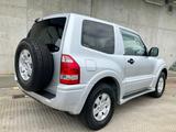 Mitsubishi Pajero 3.0 V6 Rechtslenker 19% Mwst. Scheckheft - Mitsubishi Pajero in Frankfurt (Main)